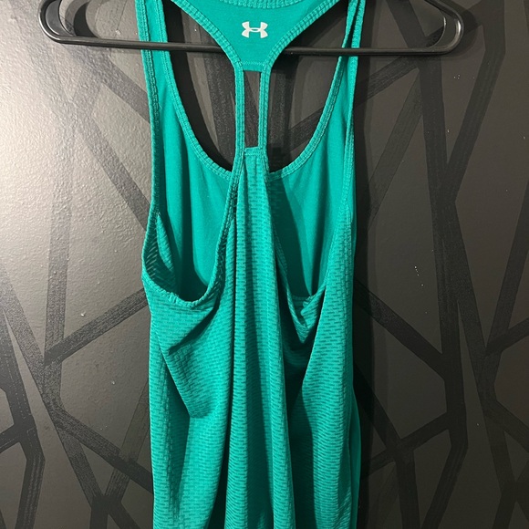 BOGO UA gym tanks - medium - Picture 2 of 4